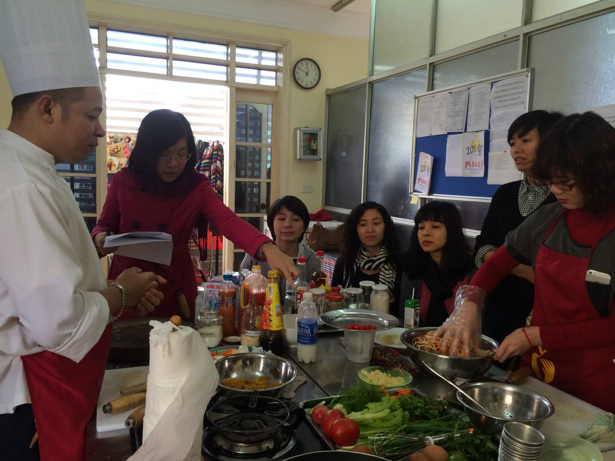 VGAC cooking class in Hanoi